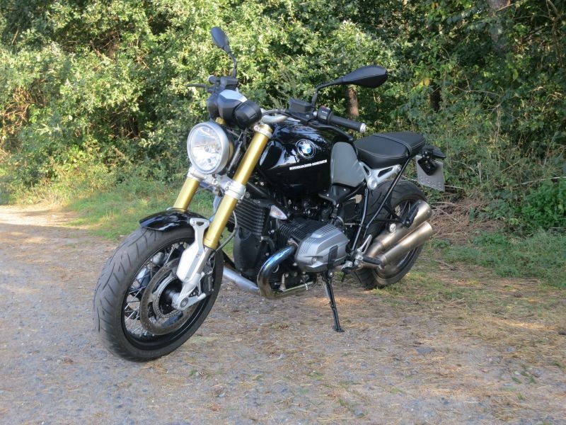 BMW R nineT