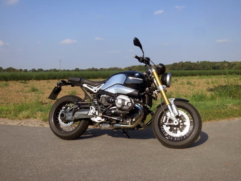 BMW R nineT