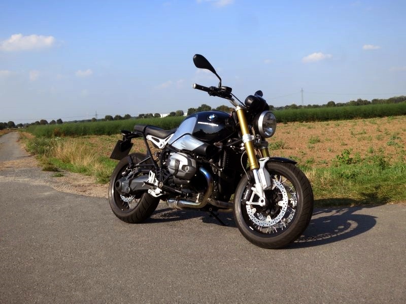 BMW R nineT